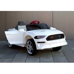 Elektromobilis Mustang, Baltas