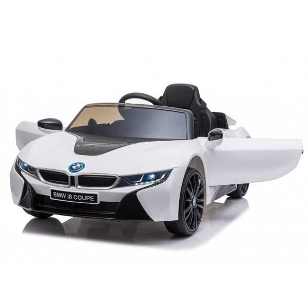 Elektromobilis  BMW i8, Baltas